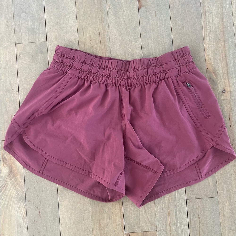 Lululemon Tracker Short - Mauve